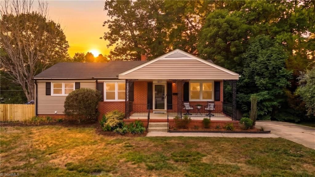 807 N Elam Avenue, Greensboro, NC 27408