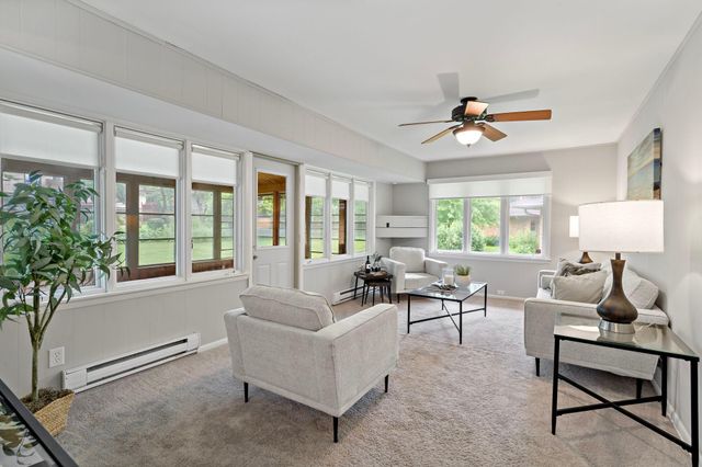 5104 Duggan Plaza, Edina, MN 55439