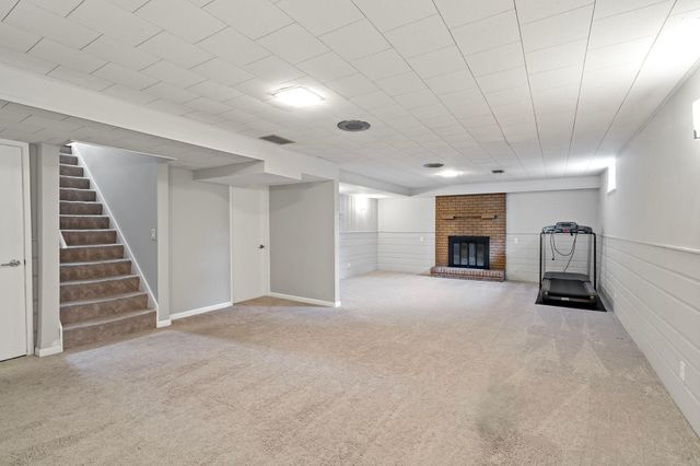 5104 Duggan Plaza, Edina, MN 55439