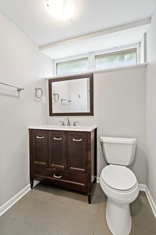 5104 Duggan Plaza, Edina, MN 55439