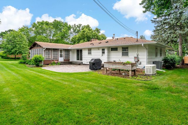 5104 Duggan Plaza, Edina, MN 55439