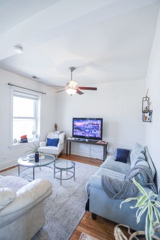2808 N Halsted Street 2, Chicago, IL 60657