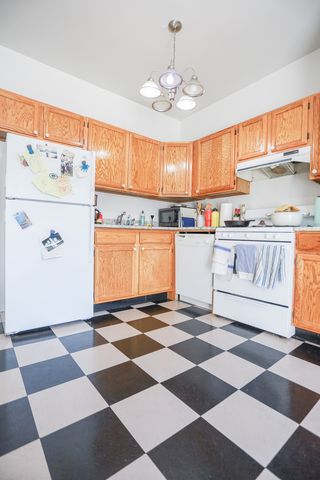 2808 N Halsted Street 2, Chicago, IL 60657