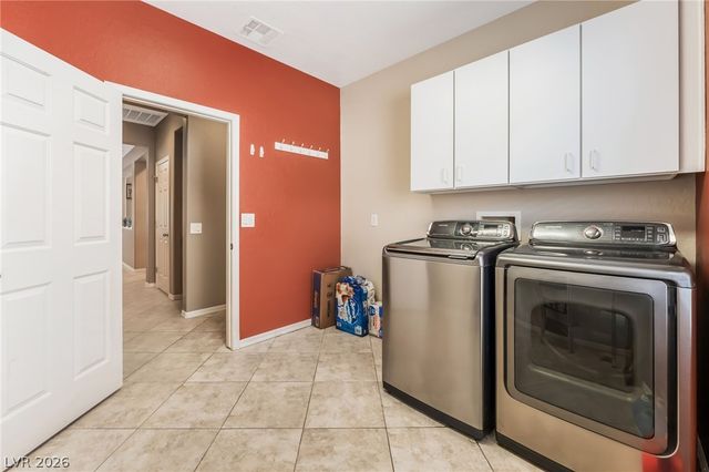 8113 Bay Dunes Street, Las Vegas, NV 89131