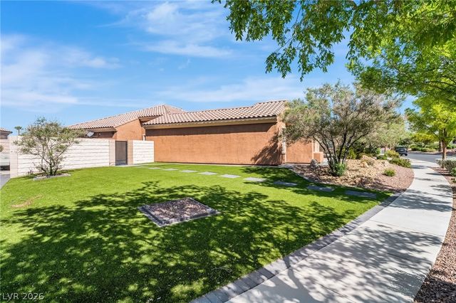 8113 Bay Dunes Street, Las Vegas, NV 89131