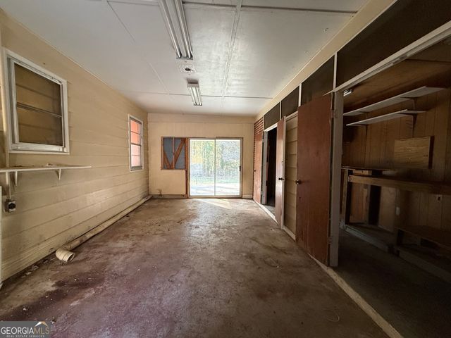 102 Cunningham Drive, Hartwell, GA 30643