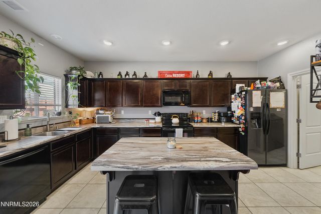 18617 Ivyberry Court, Reno, NV 89508