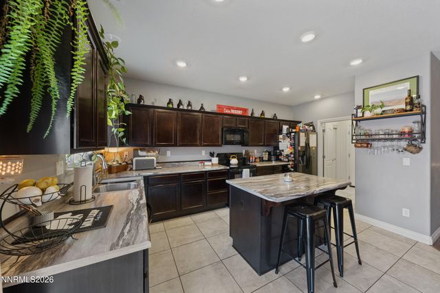 18617 Ivyberry Court, Reno, NV 89508