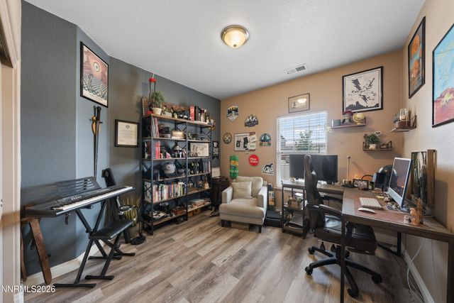 18617 Ivyberry Court, Reno, NV 89508