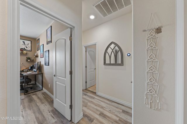 18617 Ivyberry Court, Reno, NV 89508