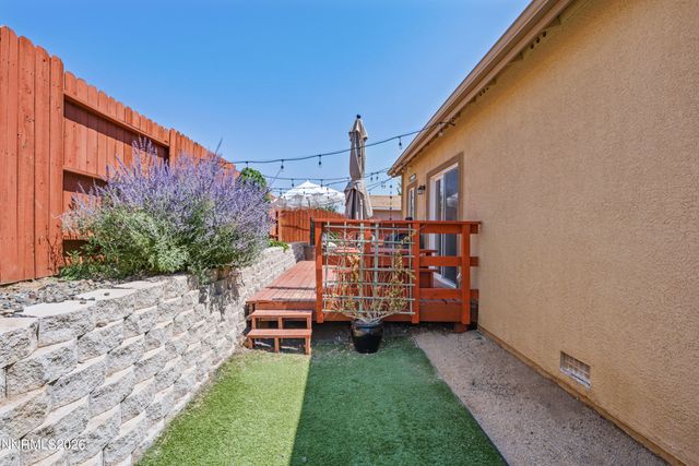 18617 Ivyberry Court, Reno, NV 89508