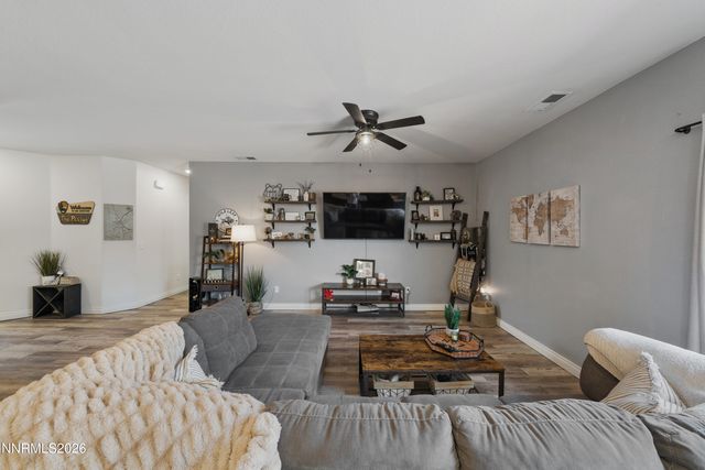18617 Ivyberry Court, Reno, NV 89508