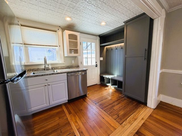 481 Humphrey St, Swampscott, MA 01907