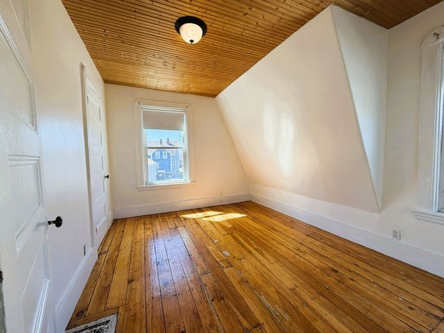 481 Humphrey St, Swampscott, MA 01907