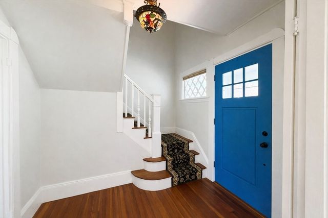 481 Humphrey St, Swampscott, MA 01907