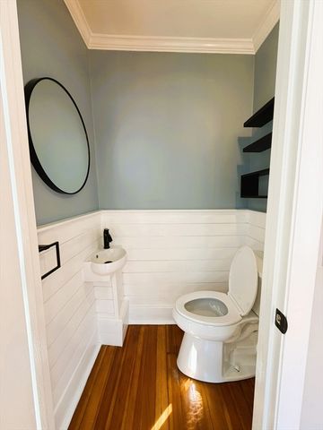 481 Humphrey St, Swampscott, MA 01907