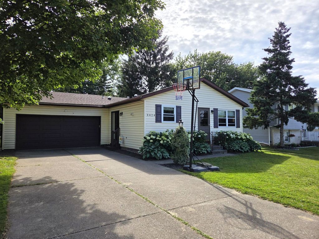 3424 KRISTIE Drive, Erie, PA 16506