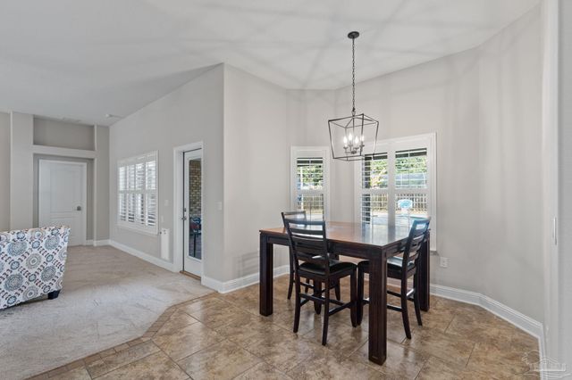 2365 Crescent Rd, Navarre, FL 32566