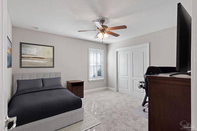 2365 Crescent Rd, Navarre, FL 32566