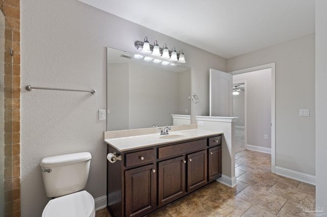 2365 Crescent Rd, Navarre, FL 32566