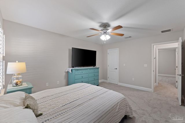 2365 Crescent Rd, Navarre, FL 32566