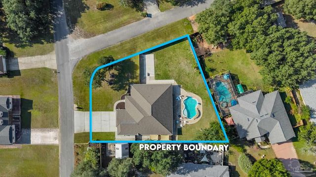 2365 Crescent Rd, Navarre, FL 32566