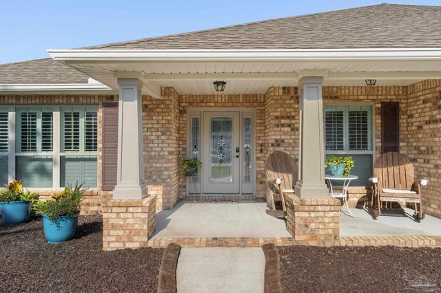 2365 Crescent Rd, Navarre, FL 32566