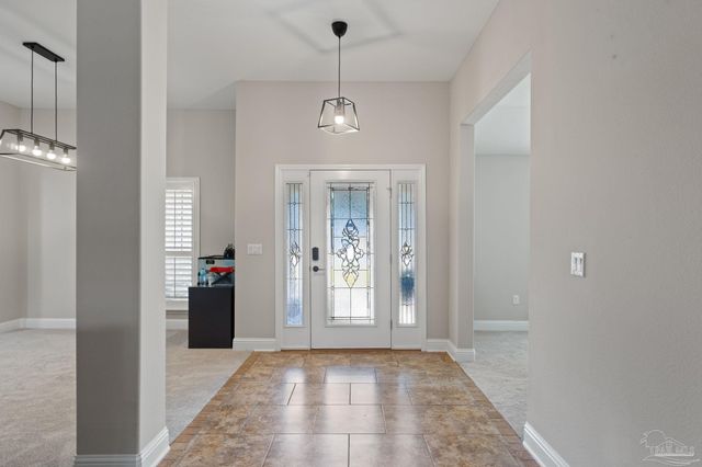 2365 Crescent Rd, Navarre, FL 32566