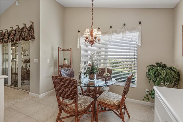 332 NIBLICK CIRCLE, Winter Haven, FL 33881