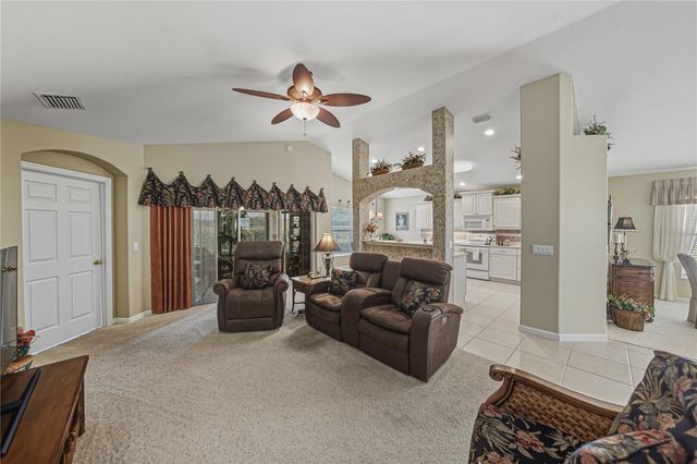 332 NIBLICK CIRCLE, Winter Haven, FL 33881