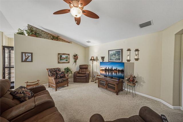 332 NIBLICK CIRCLE, Winter Haven, FL 33881