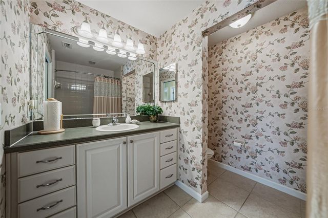 332 NIBLICK CIRCLE, Winter Haven, FL 33881