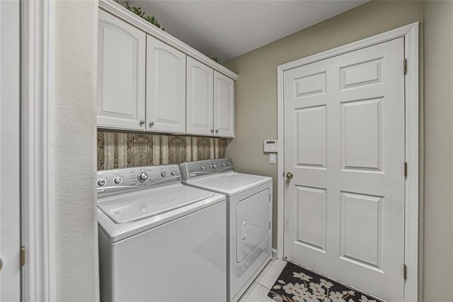 332 NIBLICK CIRCLE, Winter Haven, FL 33881