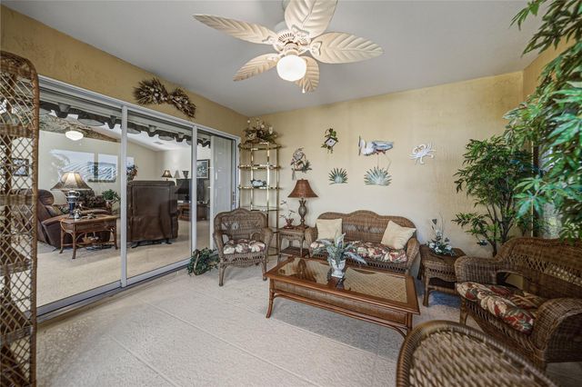 332 NIBLICK CIRCLE, Winter Haven, FL 33881