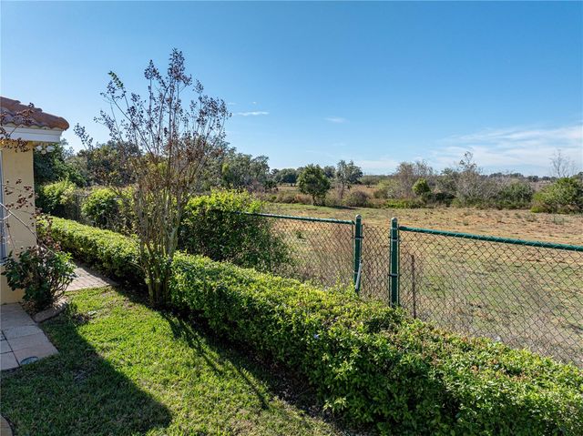 332 NIBLICK CIRCLE, Winter Haven, FL 33881