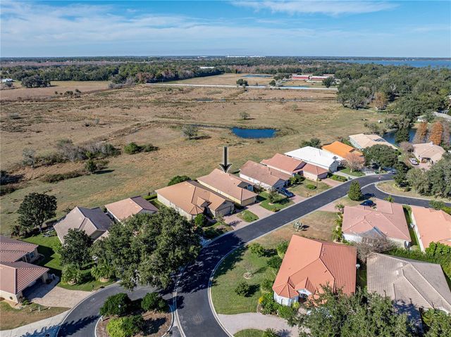 332 NIBLICK CIRCLE, Winter Haven, FL 33881