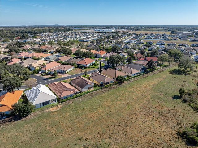 332 NIBLICK CIRCLE, Winter Haven, FL 33881