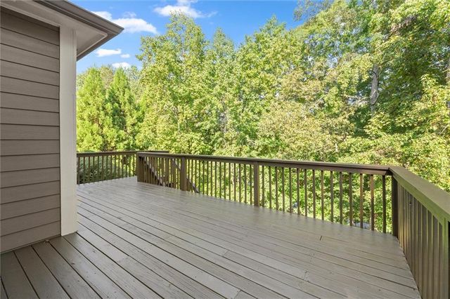 6069 Grand Loop Road, Sugar Hill, GA 30518