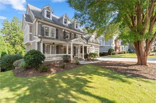 6069 Grand Loop Road, Sugar Hill, GA 30518