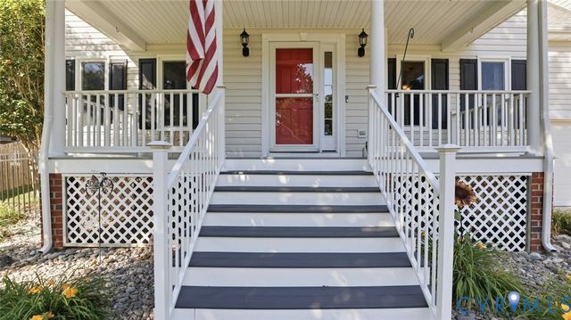 1307 Lomond Dr, Chesterfield, VA 23114
