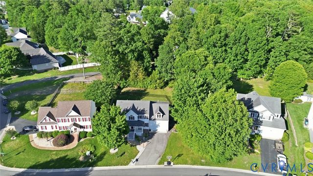 1307 Lomond Dr, Chesterfield, VA 23114