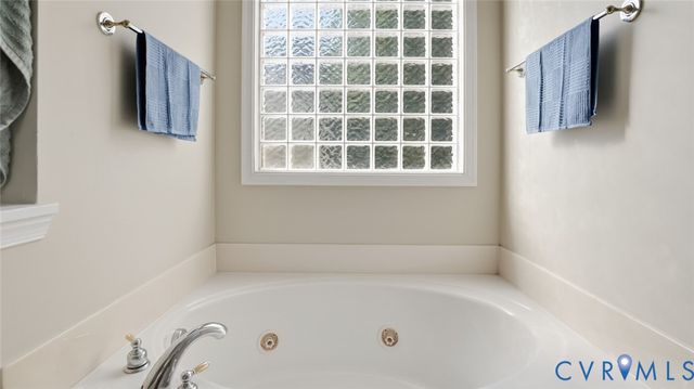1307 Lomond Dr, Chesterfield, VA 23114