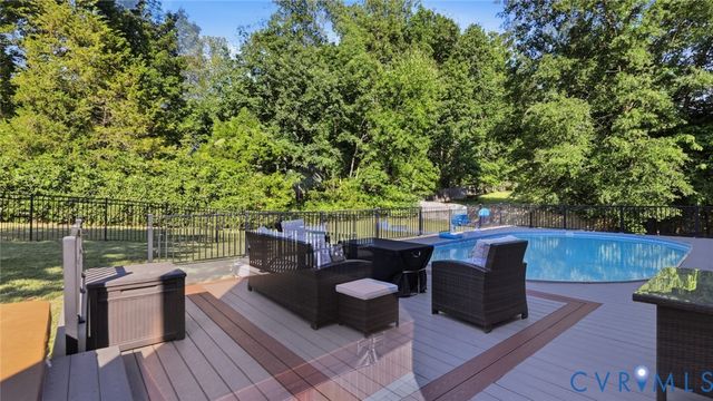 1307 Lomond Dr, Chesterfield, VA 23114