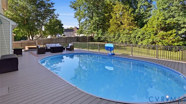 1307 Lomond Dr, Chesterfield, VA 23114