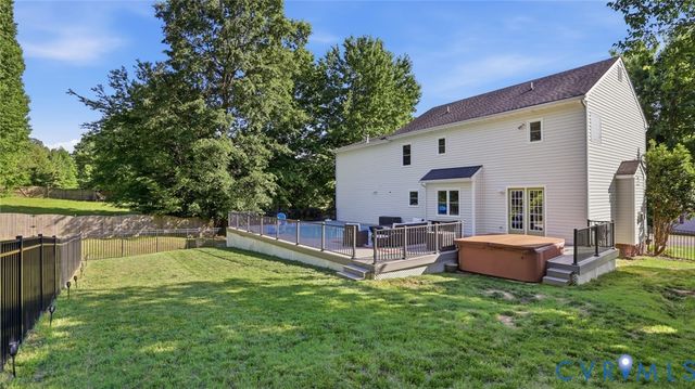 1307 Lomond Dr, Chesterfield, VA 23114
