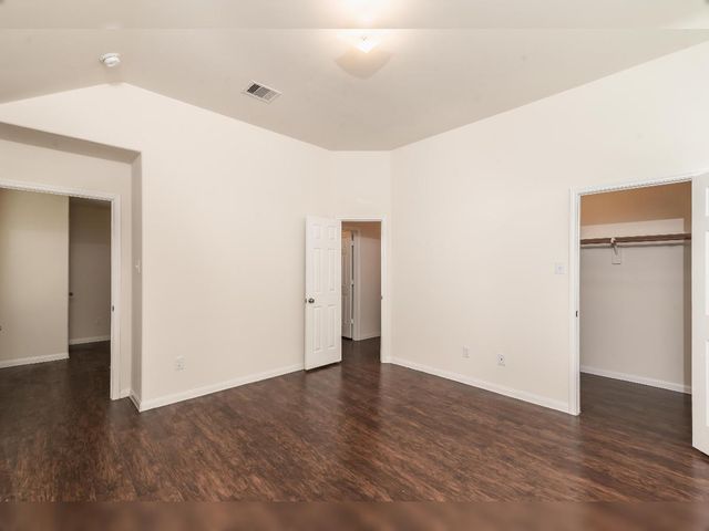 6003 Santa Cecilia, Houston, TX 77017