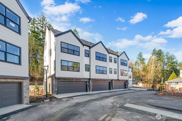 762 NW Holly Street, Issaquah, WA 98027