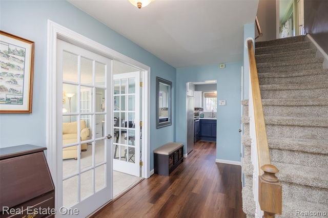 5345 Patterson Drive, Troy, MI 48085
