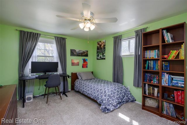 5345 Patterson Drive, Troy, MI 48085