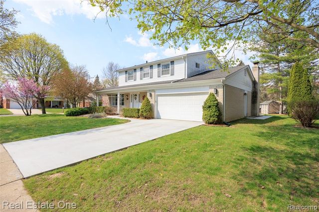 5345 Patterson Drive, Troy, MI 48085